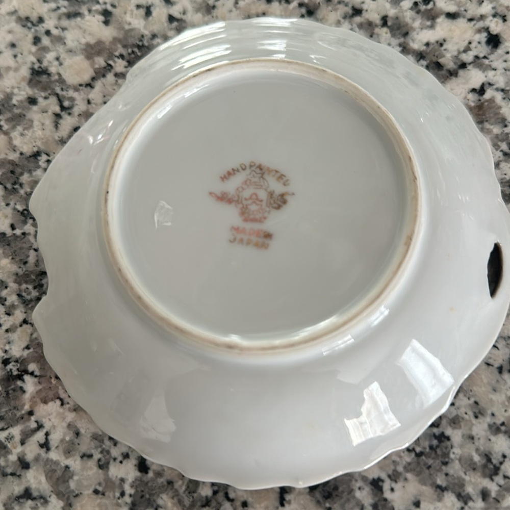 Hand painted blue eyed dragon ware trinket dish - Picture 2 of 2